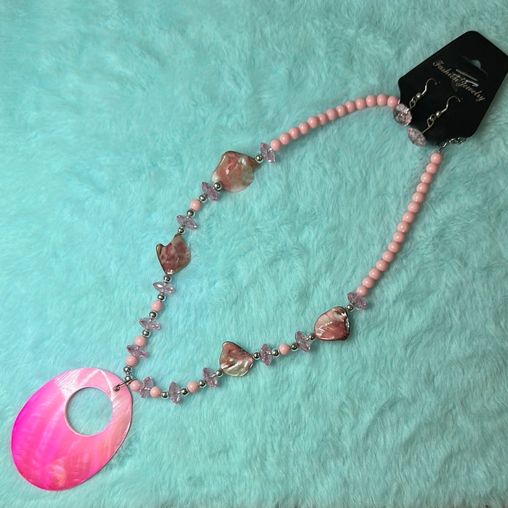 Pink Shell Pendant Necklace